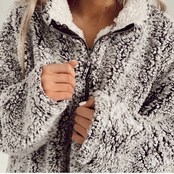 Sherpa quarter zip - Picture 2 of 5